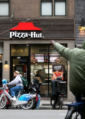 Yum Brands begins strategic review for struggling Pizza Hut chain